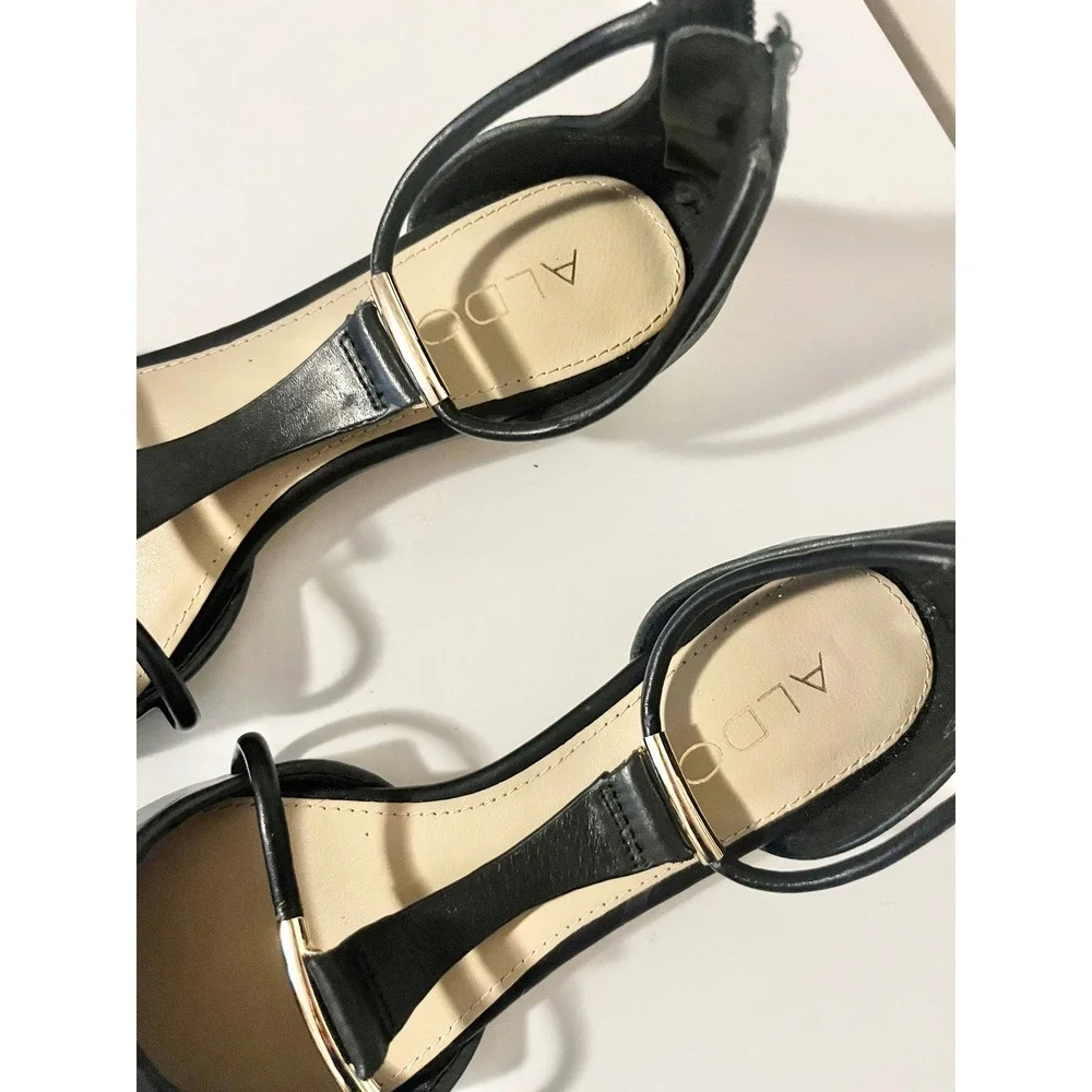 ALDO Fenilone Ballet Flats Pointed Toe T-Strap Gold Tone Hardware‎ | 8.5